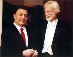 Gerry with Zubin Mehta in Gerry’s dressing room before a performance with the New York Philharmonic at Avery Fisher Hall, Lincoln Center, New York, December 1989. Photo by Jorjana Kellaway