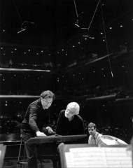 Zubin Mehta and Gerry Mulligan reading music at a New York Philharmonic rehearsal, December 1989. Photograph by Jorjana Kellaway