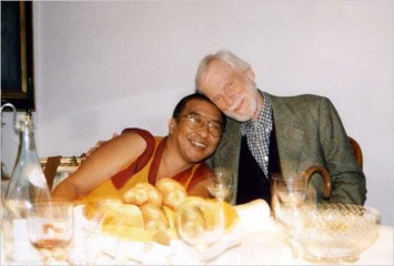 In October, 1995, Gerry played in a concert at the Nazionale Theater in Milano to benefit the Sera Je Monastery in India.
Following Gerry’s performance, he was offered a Kata Scarf by the Venerable Thamthog Rinpoche, the longtime friend of Gerry and Franca Mulligan. The Venerable Thamthog Rinpoche is Abbot of the Namgyal Tantric Monastery of His Holiness The Dalai Lama, in Dharamsala, India, Master of the Sera Je, Drepung and Gaden Monasteries in India, and Director of the Center of Tibetan Studies in Milan.
Venerable Thamthog Rinpoche made the following statement on the music of Gerry Mulligan:
“Music is important to our lives, and can have a positive or negative effect, depending on our motivation, and the action of our mind. Gerry wrote beautiful music, very pure, which is a lasting and precious gift to the people of the world.”