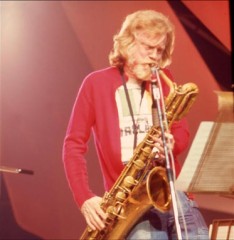 Gerry Mulligan in concert with Astor Piazzolla. Midem, France, 1976. Photograph by Franca Rota Mulligan